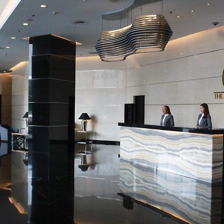 ดิ อัลฟา สวีท Aparthotel Makati City ภายนอก รูปภาพ
